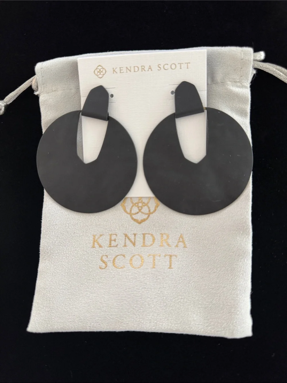 NWOT Kendra Scott Diane Large Disc Earrings - Picture 1 of 7